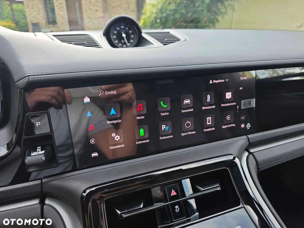 Porsche Panamera 4S E-Hybrid PHEV - 18