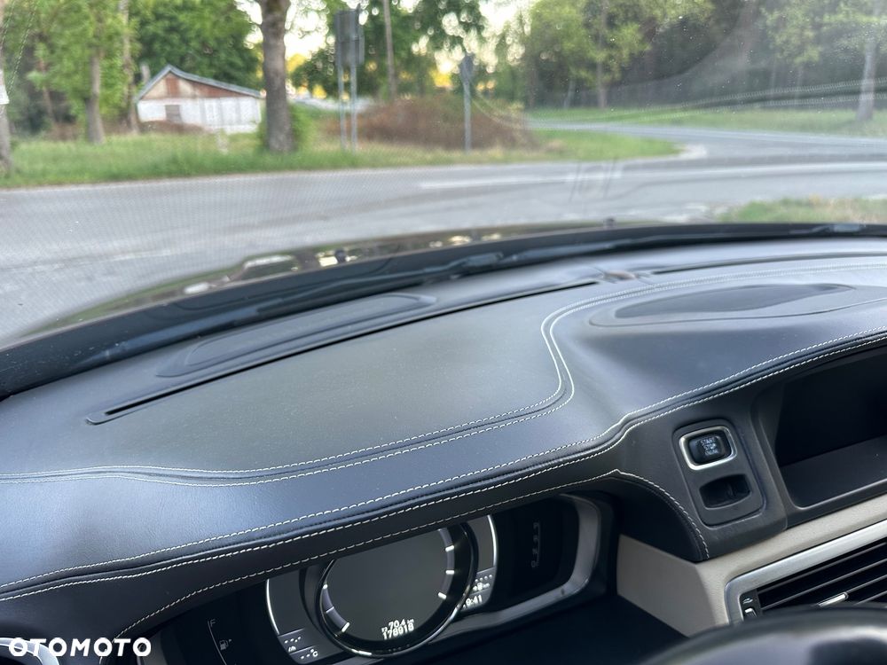 Volvo XC 70 D4 Geartronic Momentum - 25