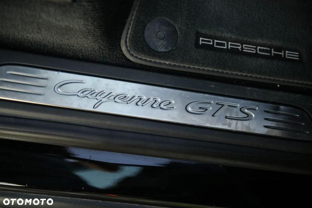 Porsche Cayenne GTS Tiptronic S - 33