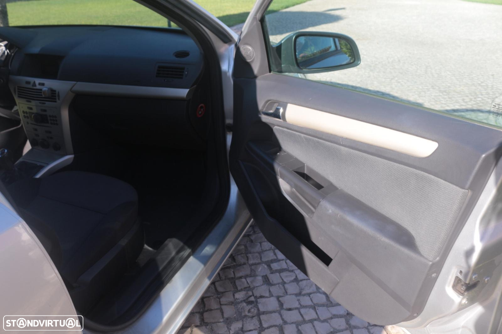 Opel Astra 1.3 CDTi Elegance - 4