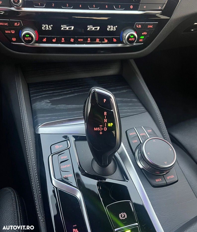 BMW Seria 5 540d xDrive AT MHEV - 9