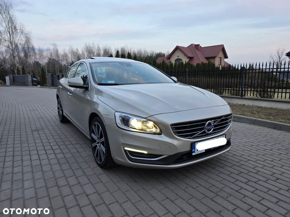 Volvo S60 D4 Geartronic Summum - 22