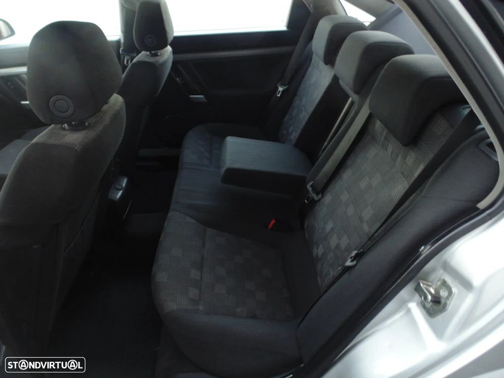 Opel Vectra GTS 1.9 CDTi - 46