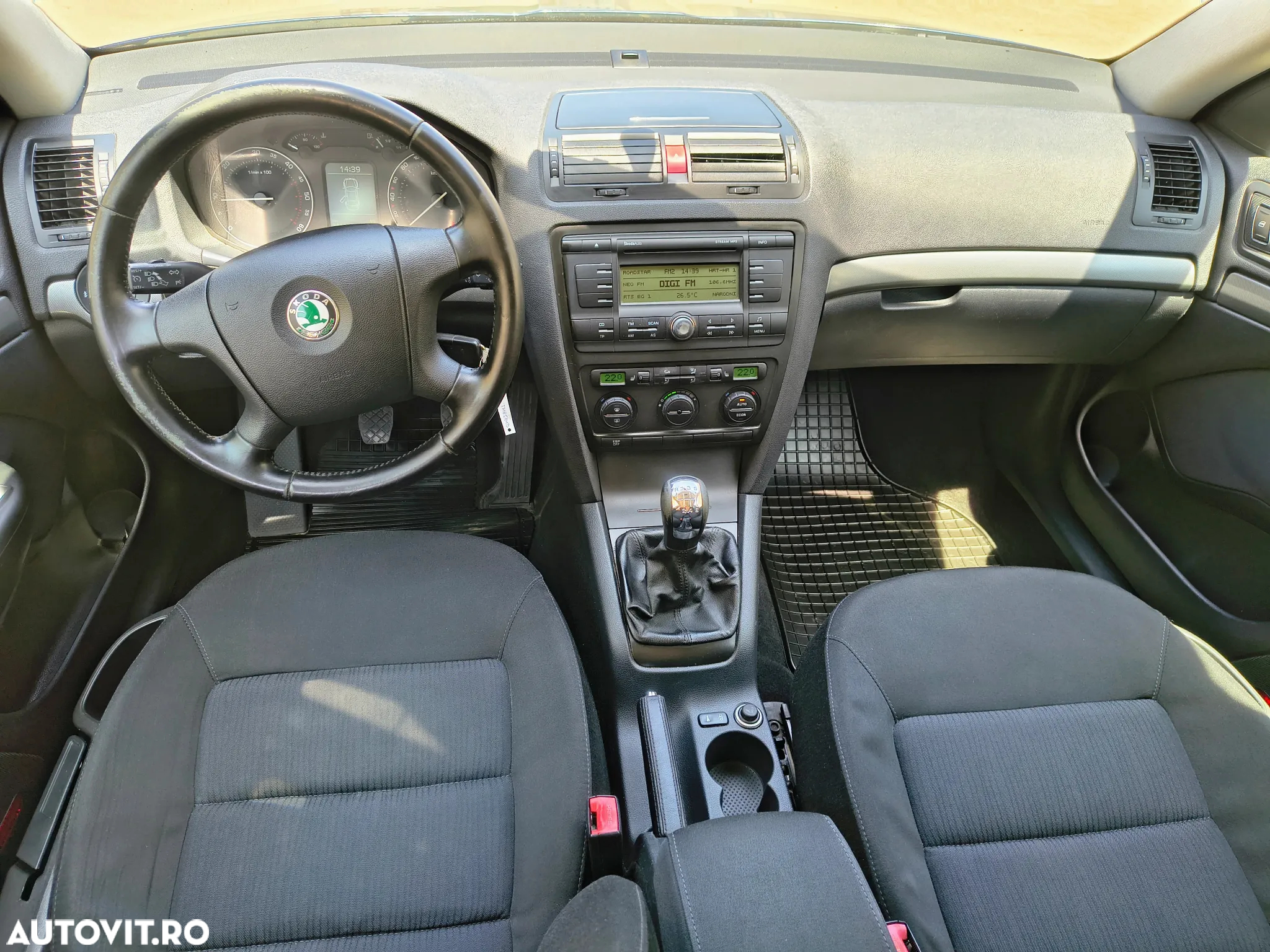Skoda Octavia 2.0TDI Elegance - 8