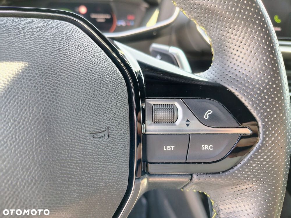 Peugeot 2008 - 12