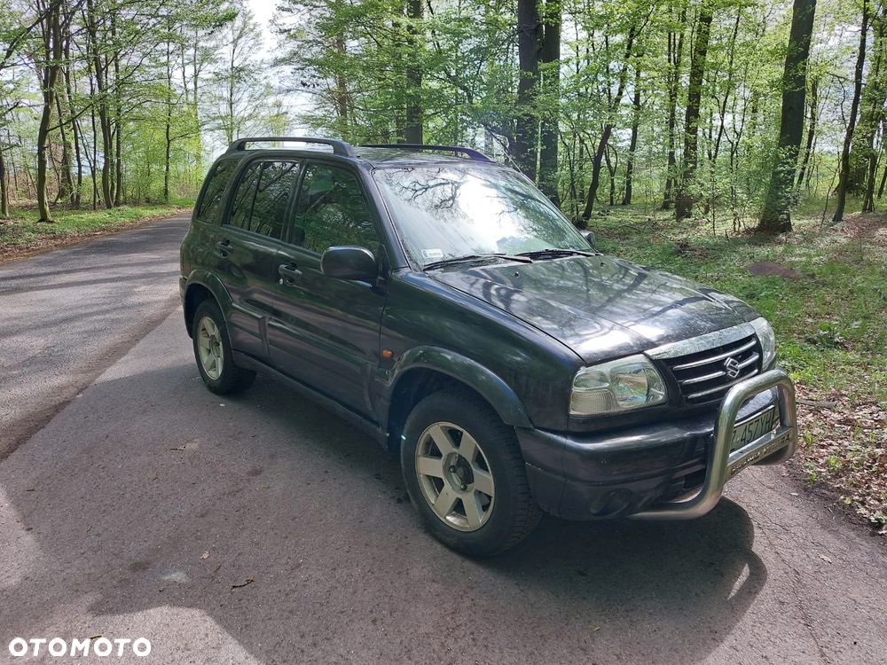 Suzuki Grand Vitara 2.0 - 1