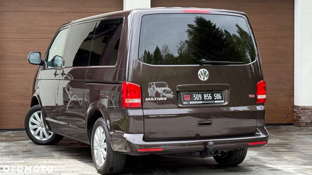 Volkswagen Multivan - 12