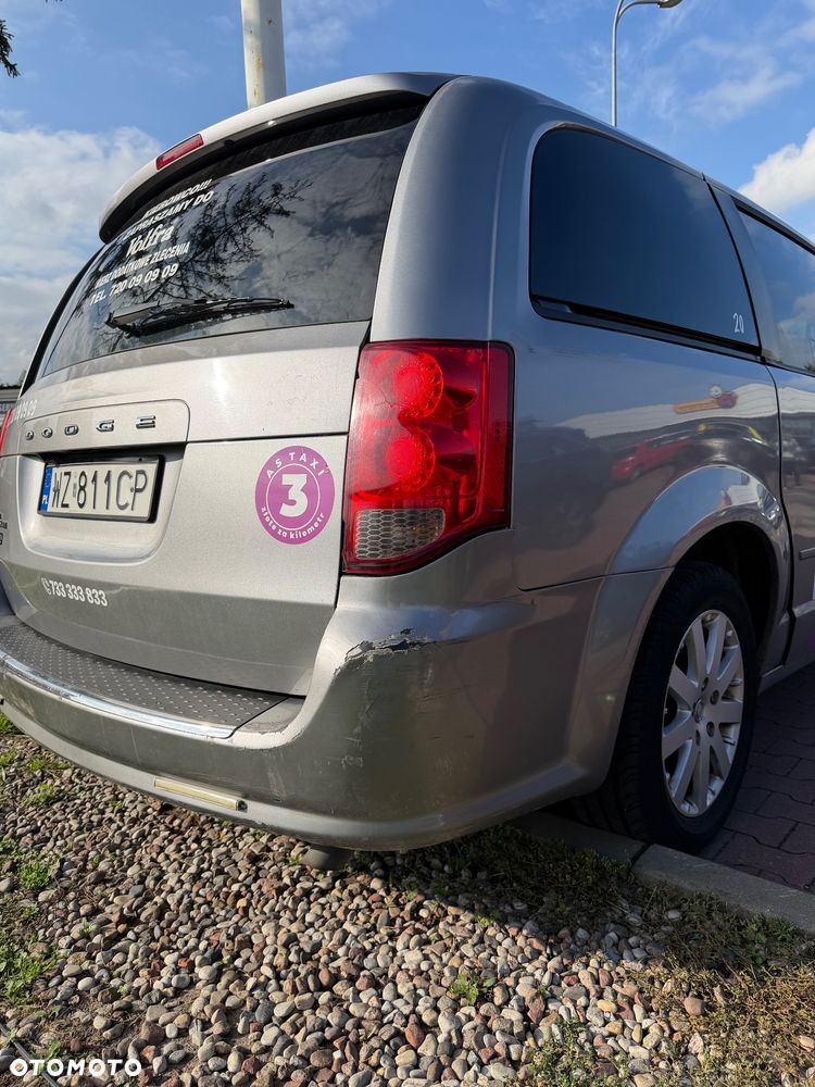 Dodge Grand Caravan - 9