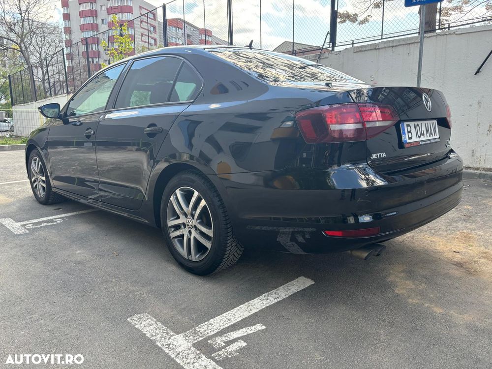 Volkswagen Jetta 2.0 TDI BlueMotion Technologie - 20