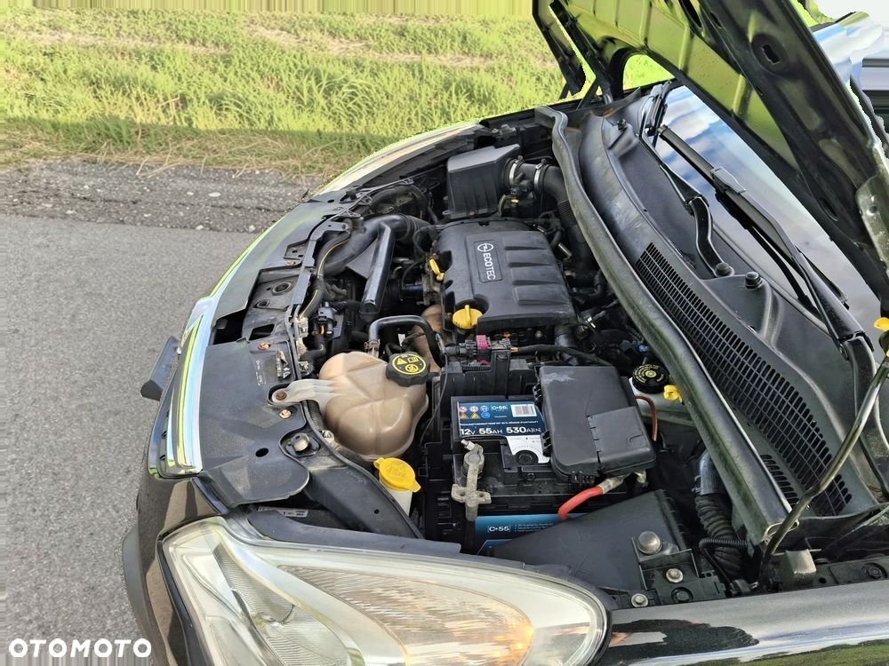Opel Corsa 1.4 16V 150 Jahre - 32