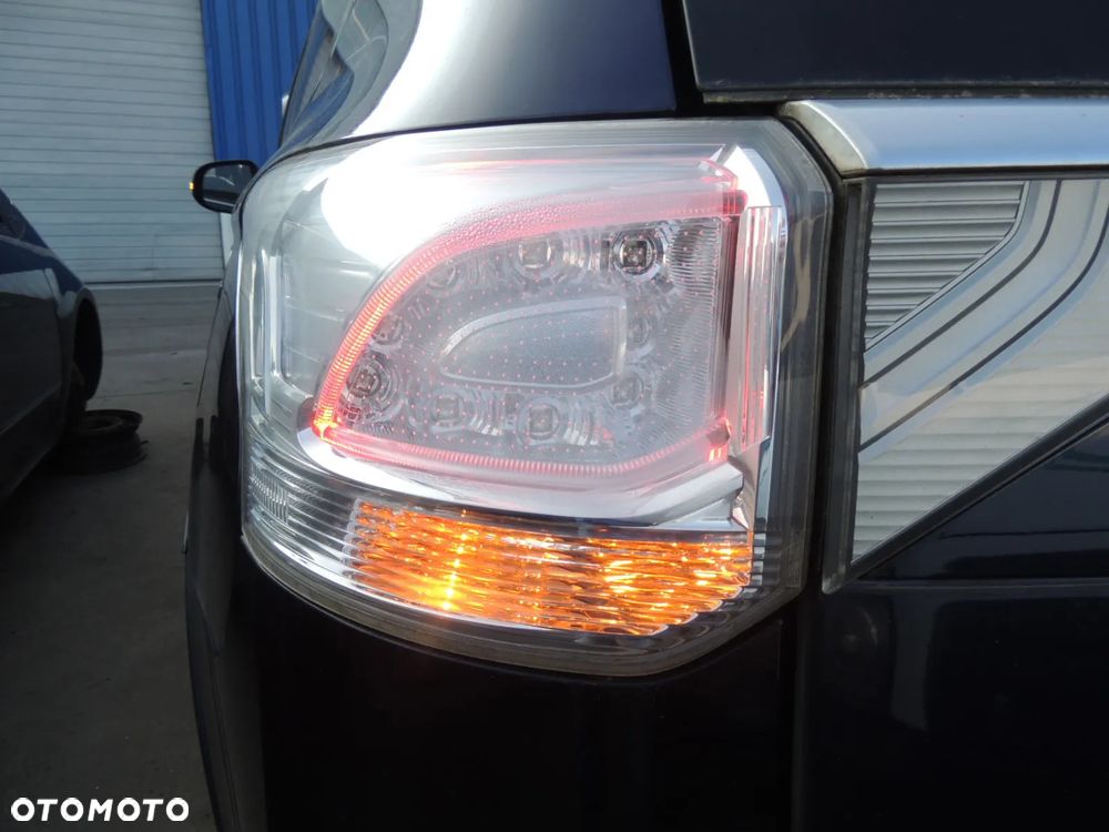 Lampa tył lewa led Mitsubishi Outlander III '15 - 1