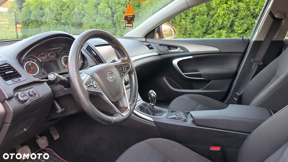 Opel Insignia - 14
