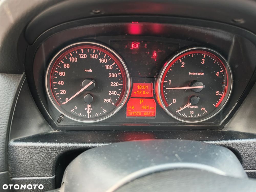 BMW X1 xDrive18d - 9