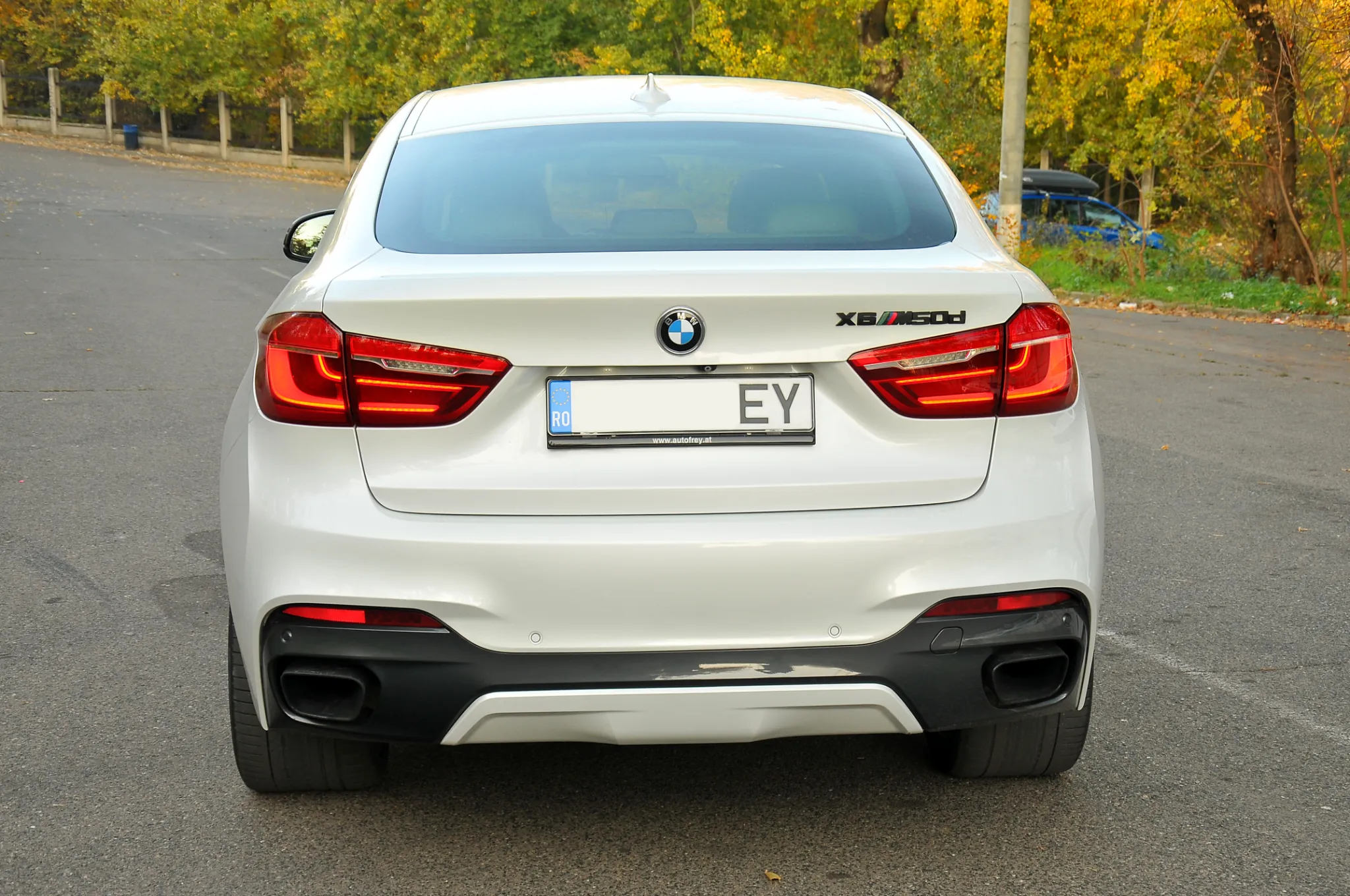 BMW X6 M M50d - 11