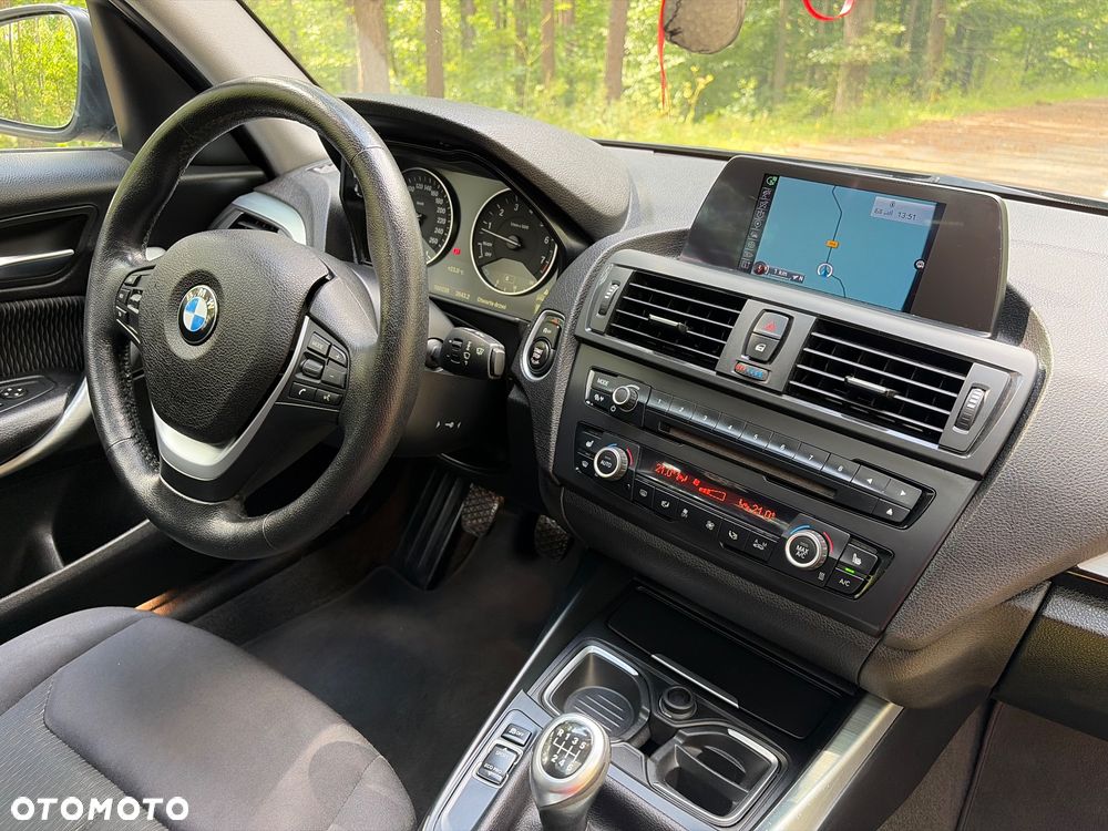 BMW Seria 1 118i - 36