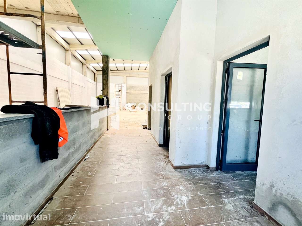 Armazém  Venda em Seixal, Arrentela e Aldeia de Paio Pires,Seixal - Grande imagem: 4/24