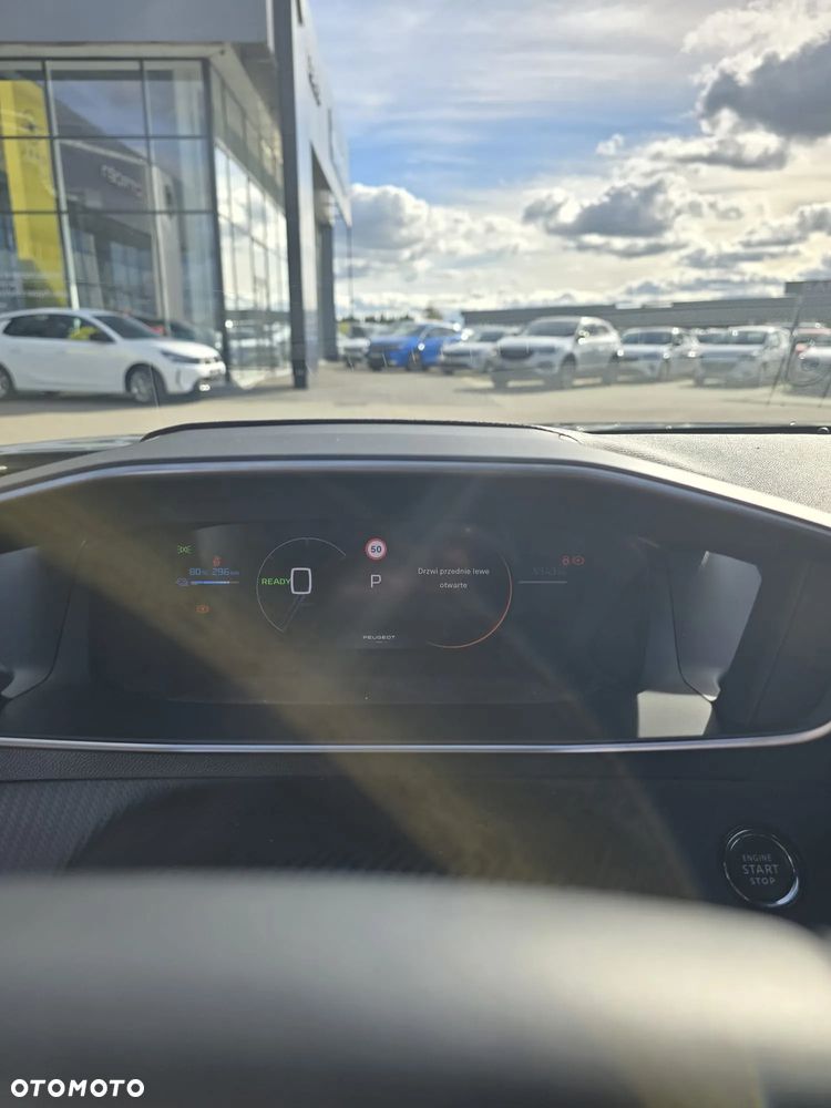 Peugeot 2008 e-2008 54kWh GT - 9