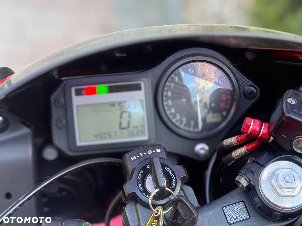 Honda CBR - 27