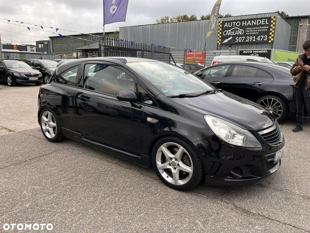 Opel Corsa 1.6 Turbo GSi - 2