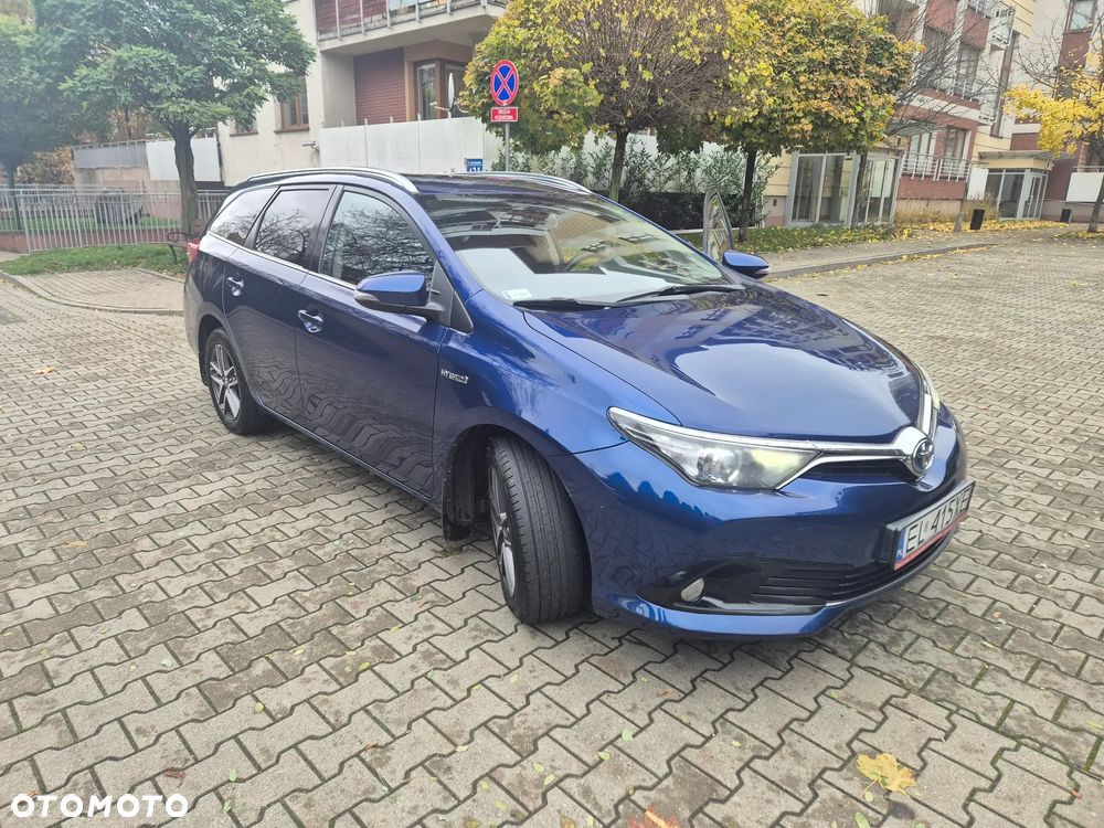 Toyota Auris Hybrid 135 Comfort - 4