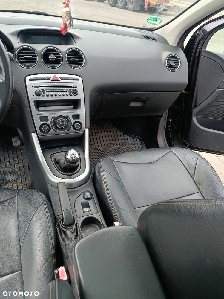 Peugeot 308 HDi FAP 140 Business Line Niveau 2 - 13