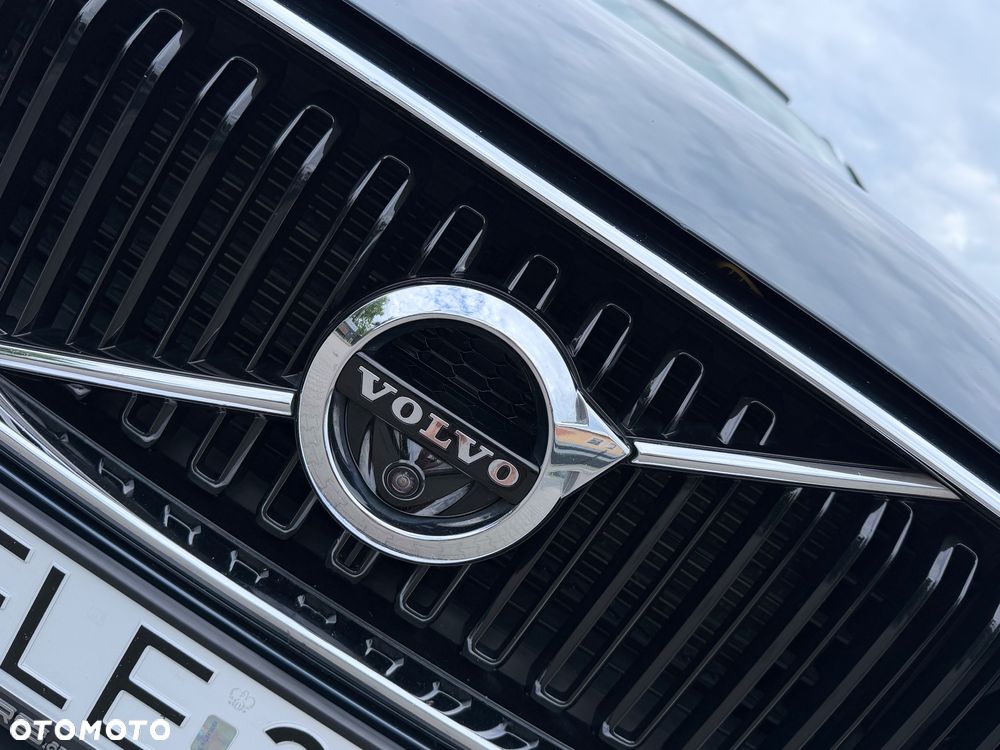 Volvo XC 60 D4 Momentum Pro - 19