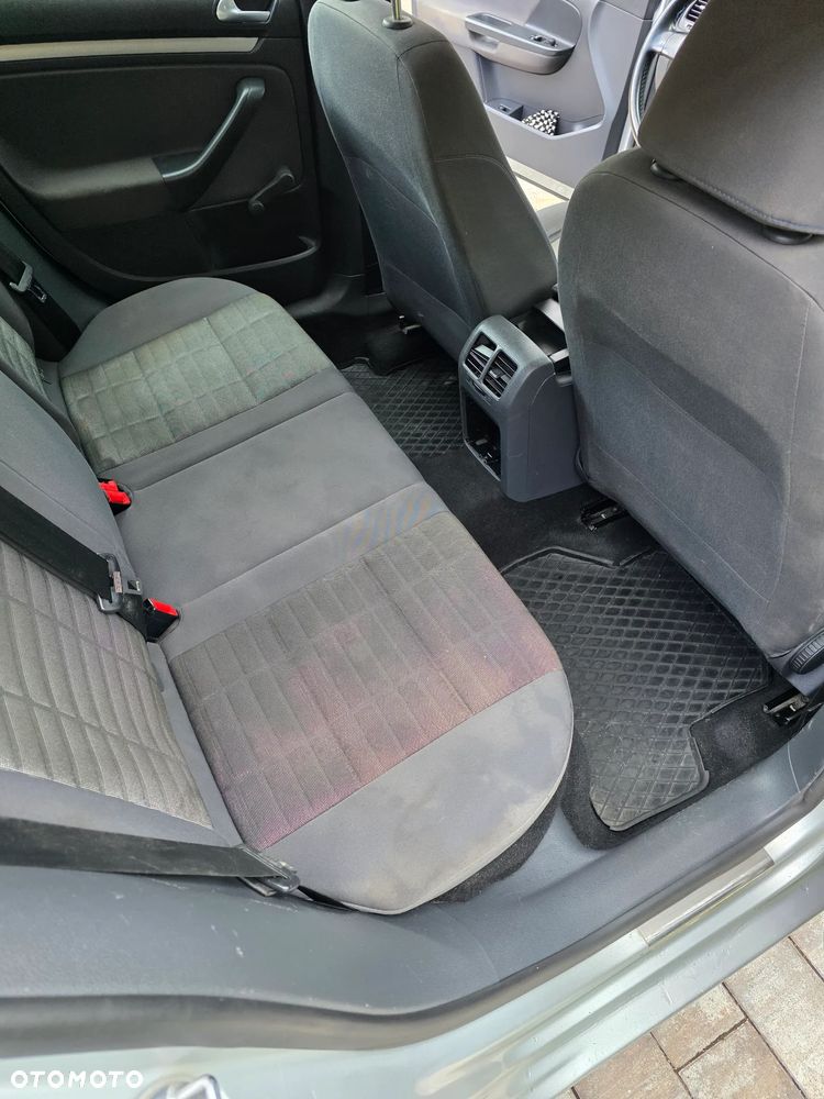 Volkswagen Golf 1.9 TDI Tour - 10