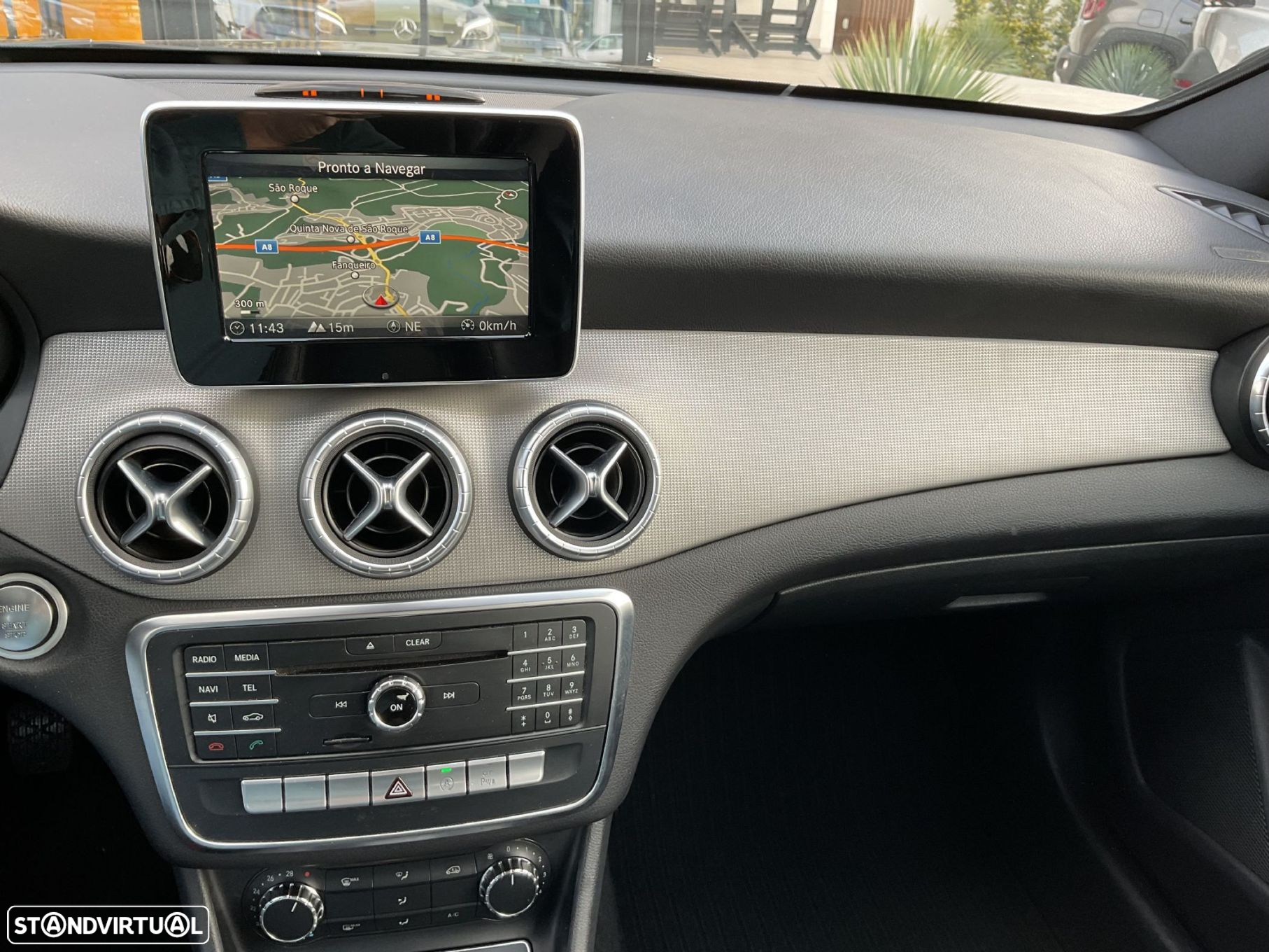 Mercedes-Benz CLA 180 d Urban - 37