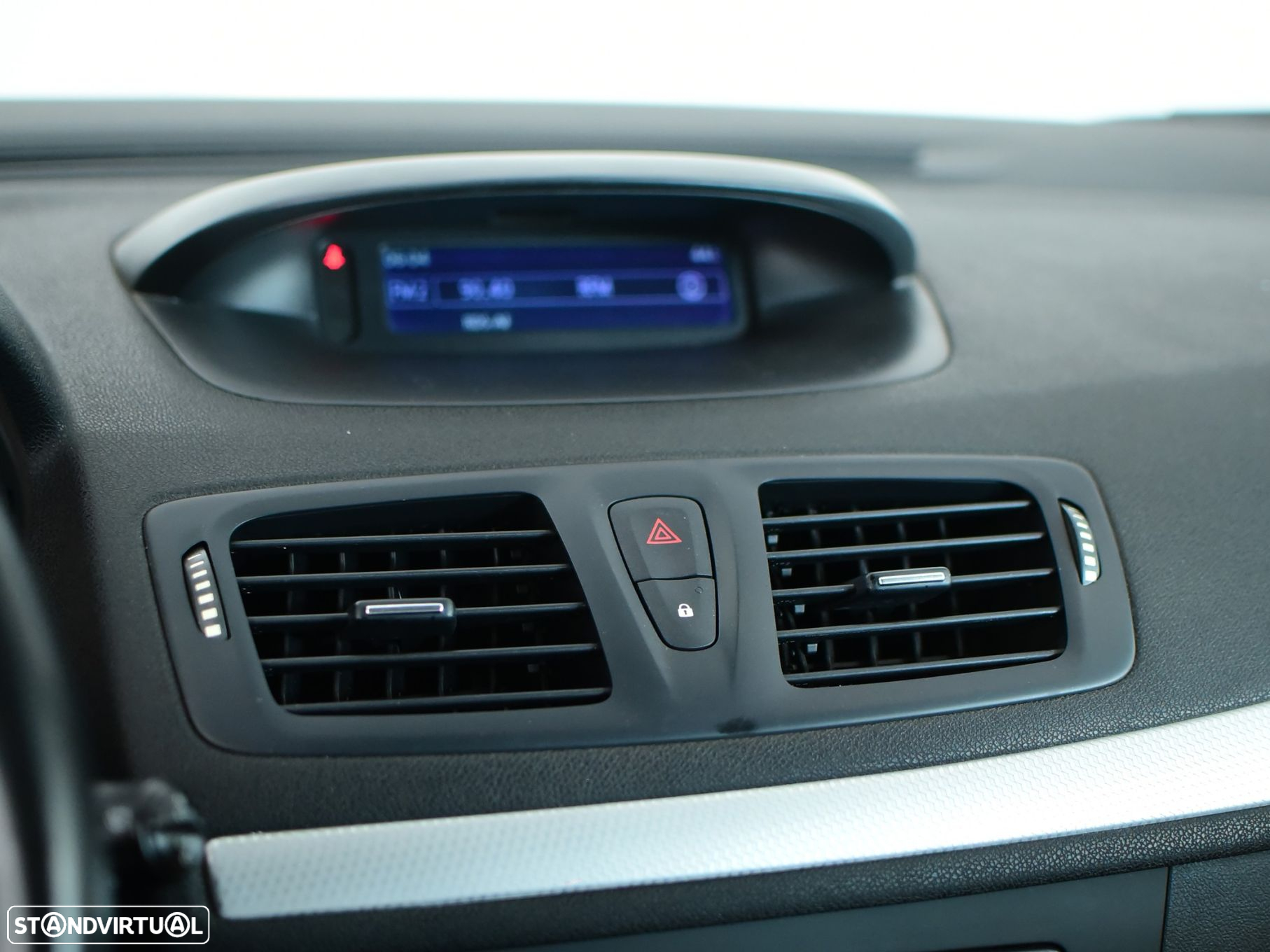 Renault Mégane Coupe - 16