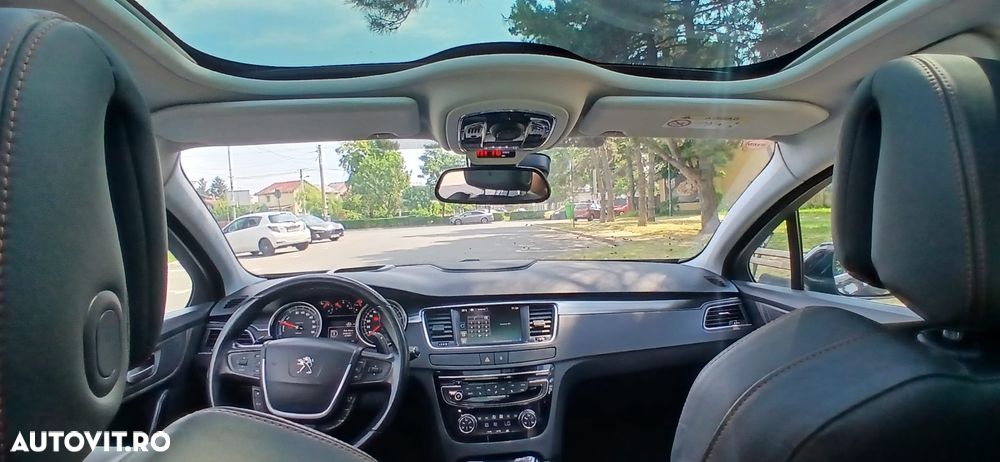 Peugeot 508 RXH Hybrid4 - 17