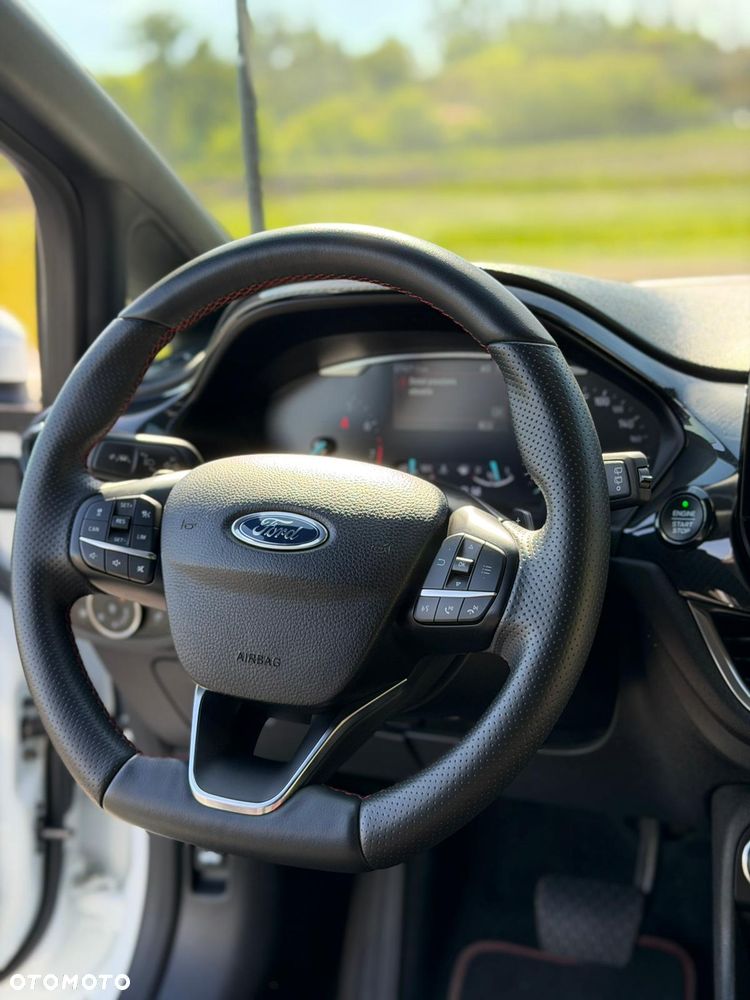 Ford Fiesta - 11