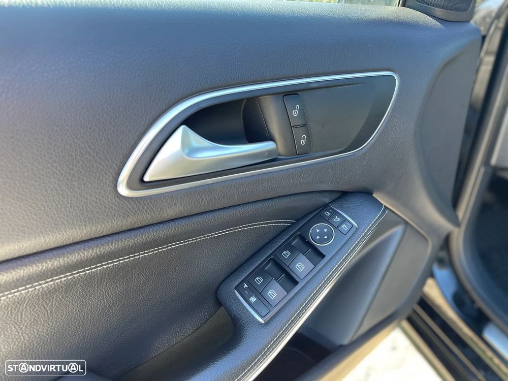 Mercedes-Benz A 160 d Style Aut. - 24