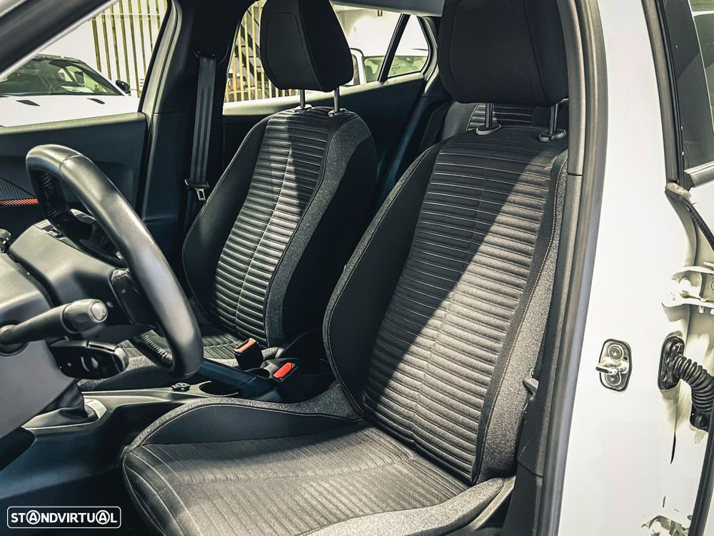 Peugeot 2008 1.2 PureTech Active Pack - 9