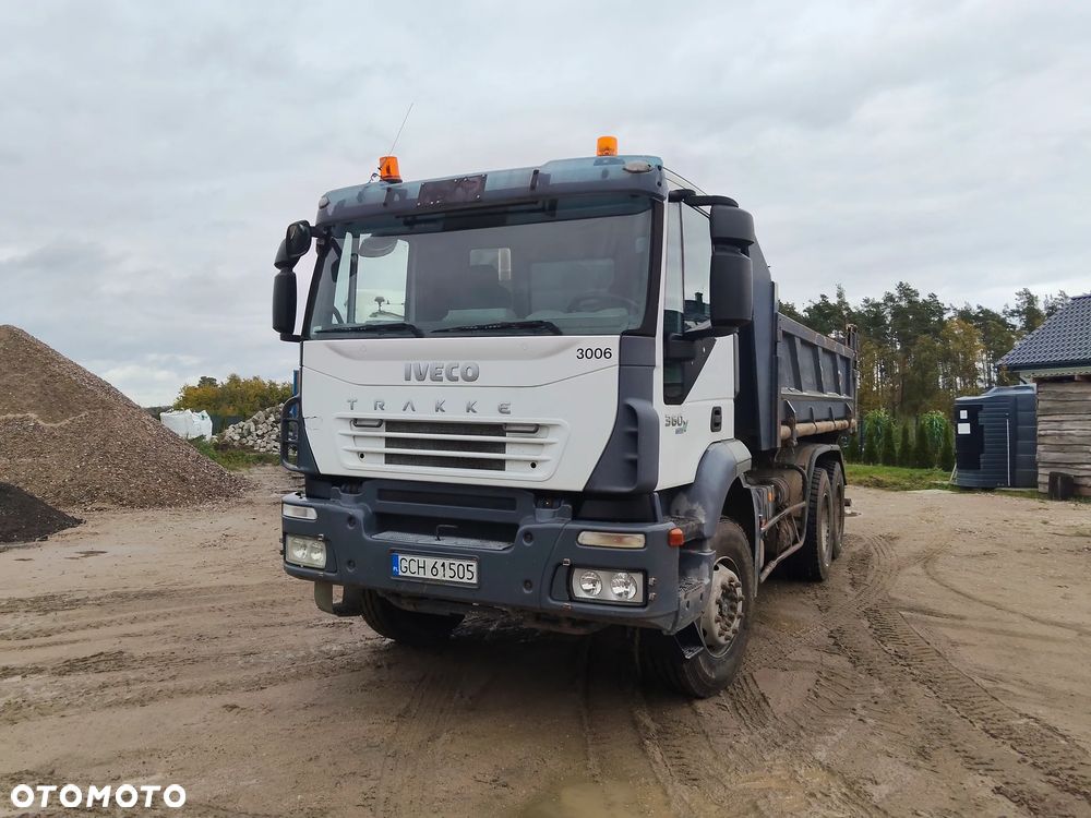 Iveco Trakker - 3