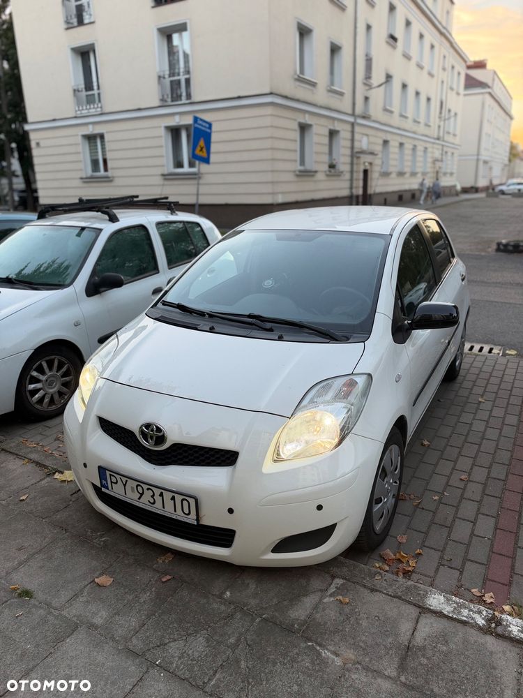 Toyota Yaris - 6