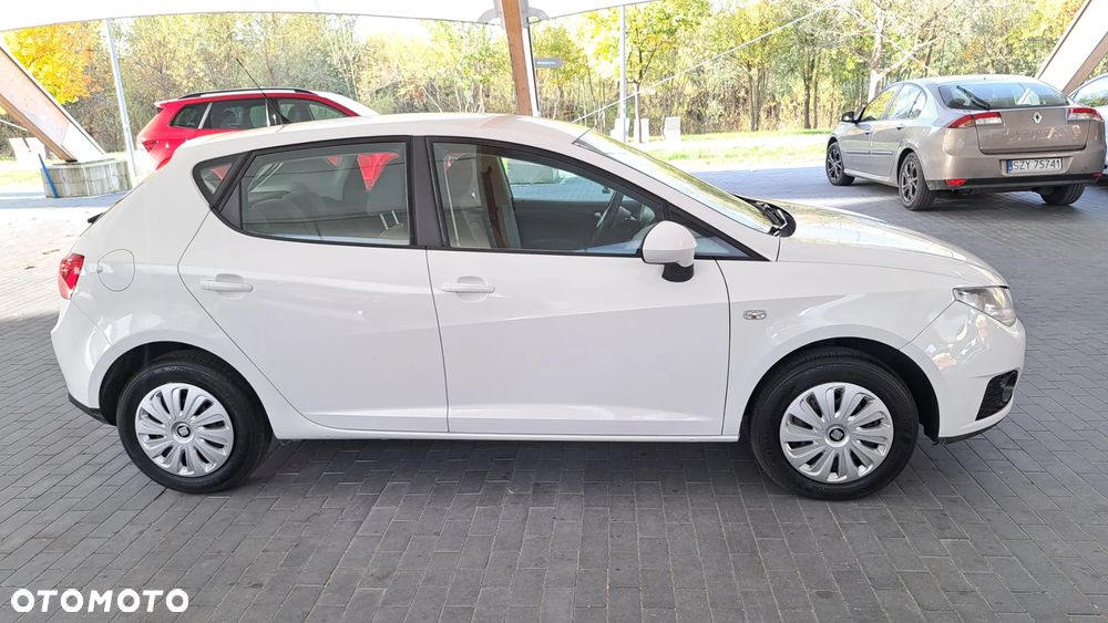 Seat Ibiza 2011 photo 4