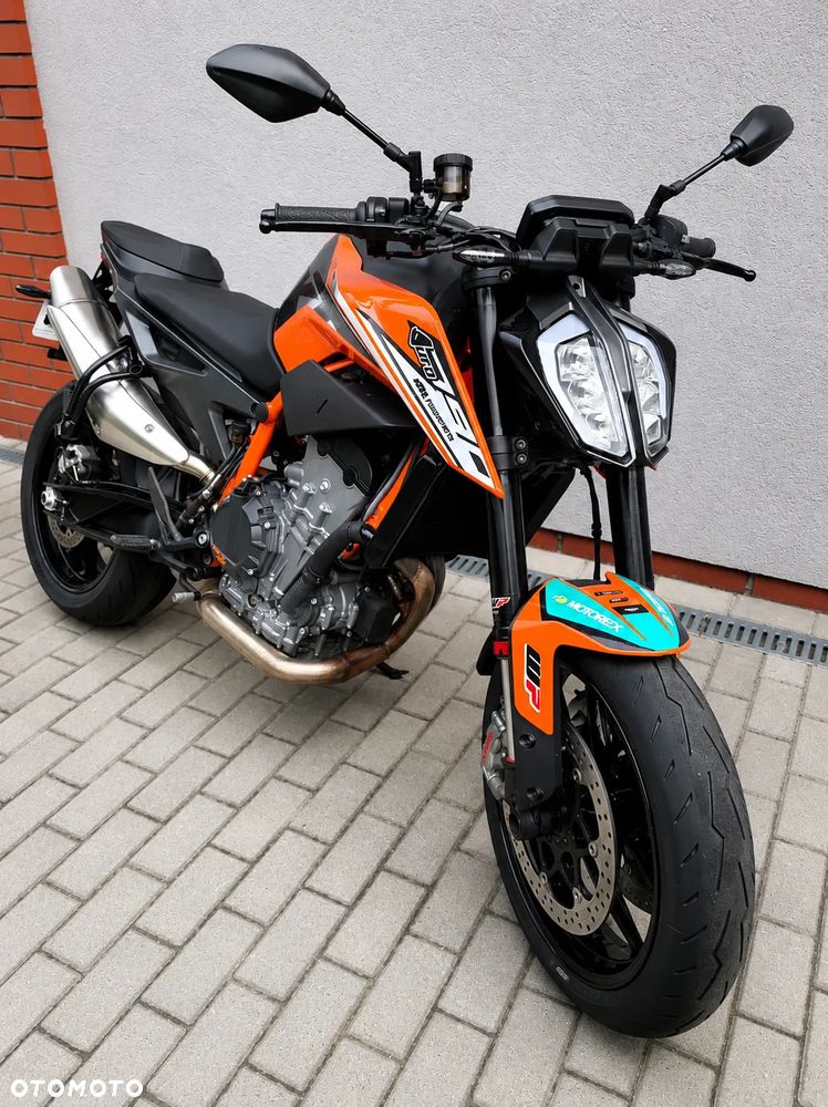 KTM DUKE 890 - 9