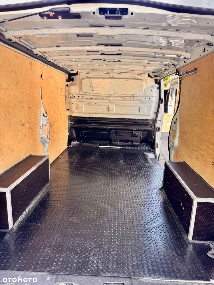 Renault Trafic - 9