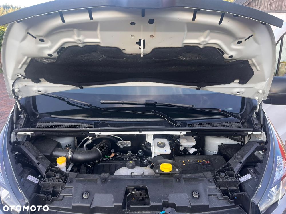 Renault Trafic - 30