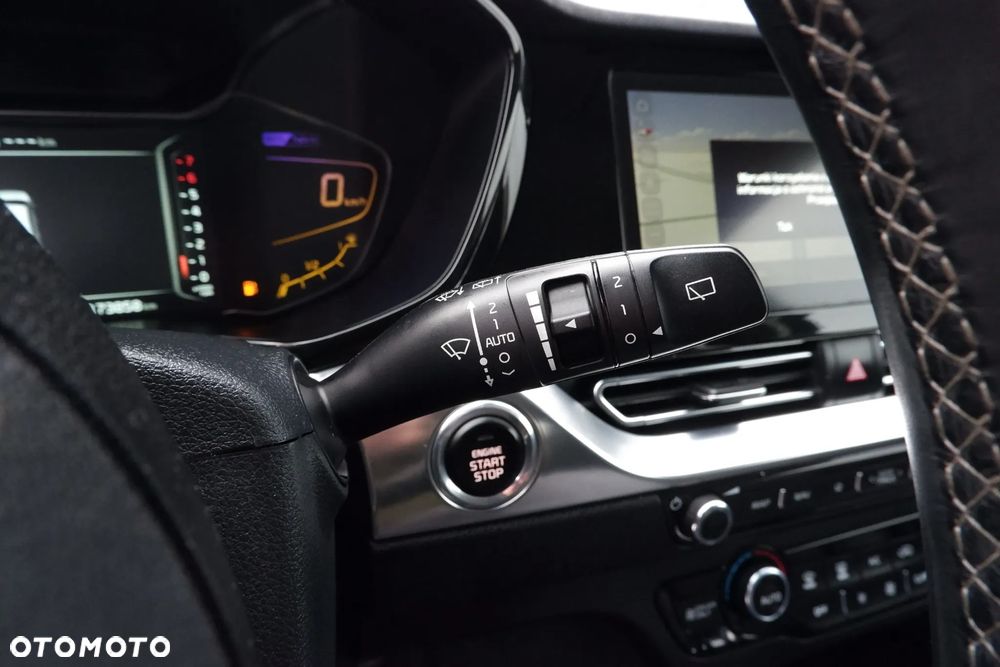 Kia Niro 1.6 GDI HEV 2WD OPF Spirit - 17