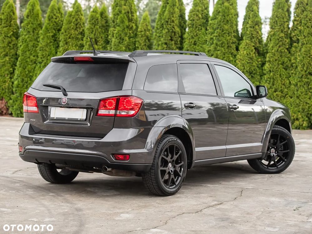 Fiat Freemont 2.0 Multijet 16V DPF Automatik Allrad Black Code - 13