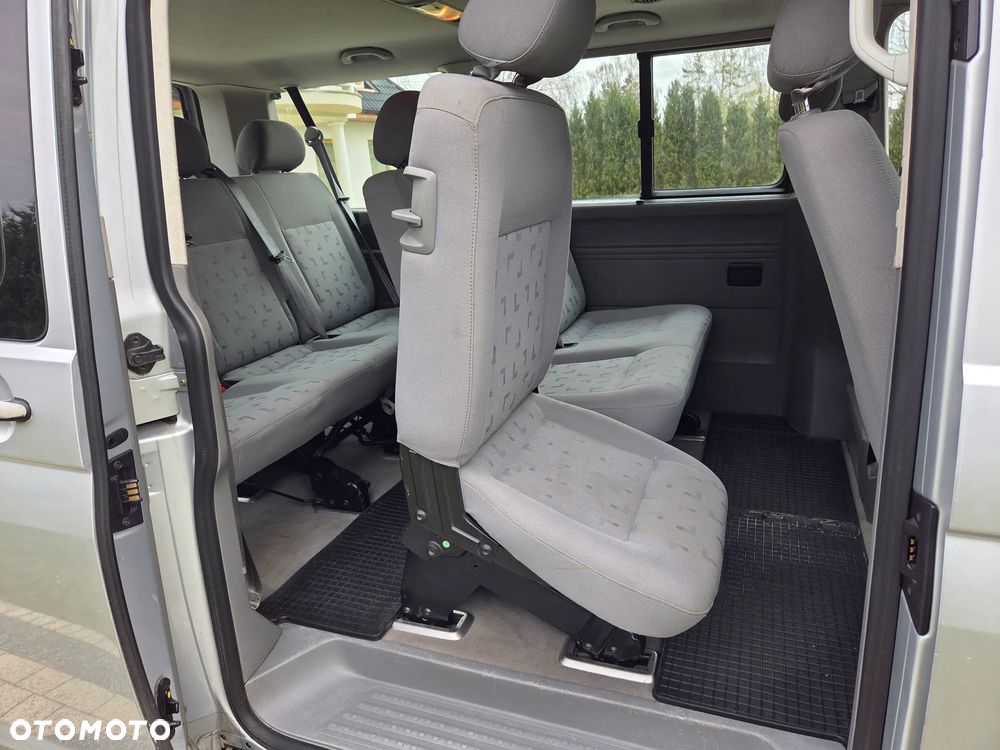 Volkswagen Transporter - 13