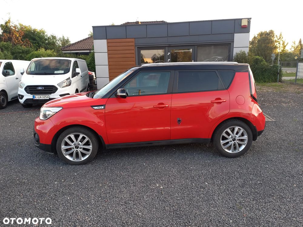 Kia Soul 1.6 CRDI Dream Team Edition - 3