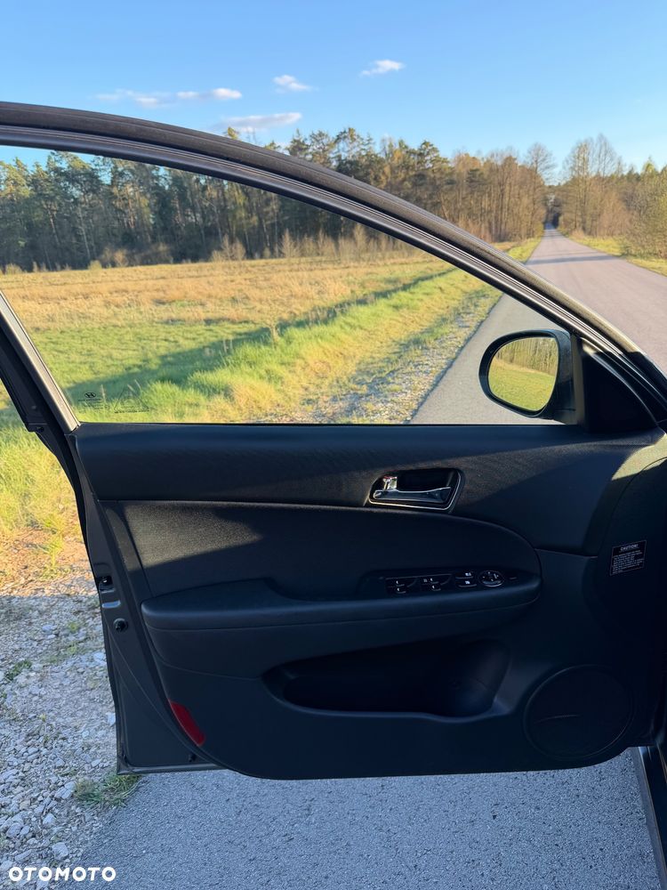 Hyundai i30 1.6 CRDi Comfort EU5 - 22