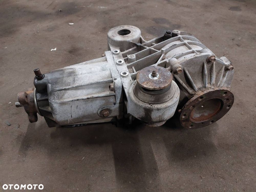 DYFERENCJAŁ DYFER MOST TYLNY CHRYSLER  GRAND VOYAGER IV 3.3 V6 - 4
