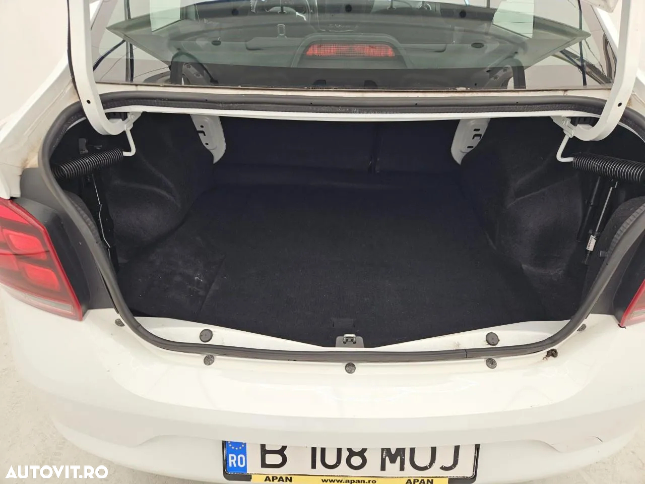 Dacia Logan 1.5 Blue dCi Laureate - 6