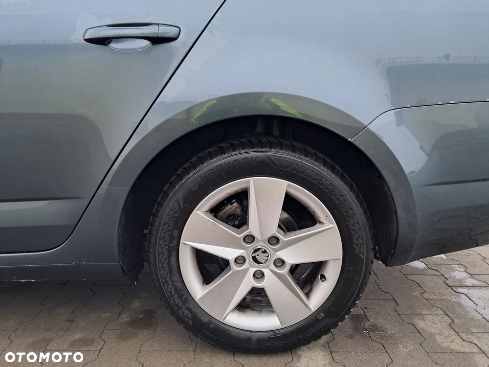 Skoda Octavia 2.0 TDI Style - 16