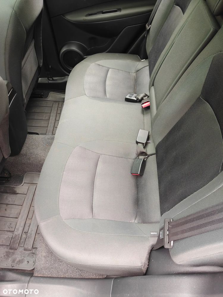 Nissan Qashqai - 11