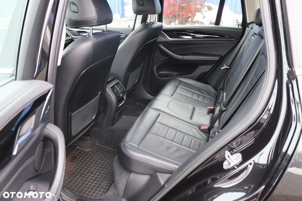 BMW X3 xDrive20d M Sport Edition - 9