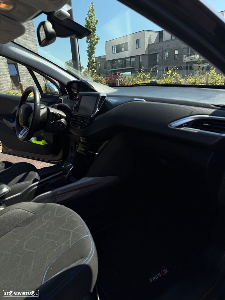 Peugeot 2008 PureTech 110 Stop&Start EAT6 Allure - 15
